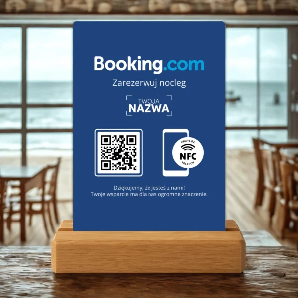 Personalizowany prezenter Booking z NFC QR nad wodą