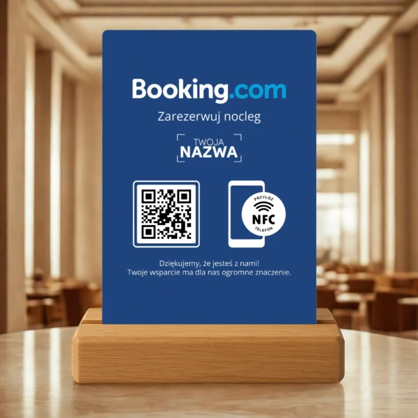 Personalizowany prezenter Booking na tle marmuru w hotelu