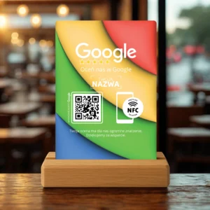 Kolorowy prezenter opinii Google wewnątrz restauracji