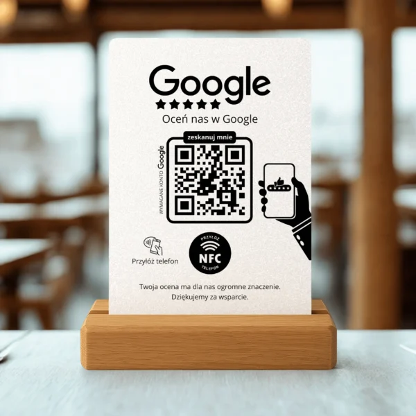 Stojak do opinii Google NFC QR – aranżacja w biurze lub kawiarni