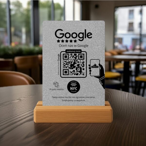 Stojak NFC/QR do opinii – Srebrny Brokat, z podstawką - obrazek 5