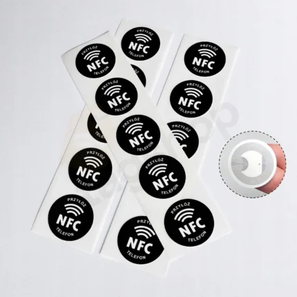 Czarne naklejki NFC NTAG215 25 mm na paskach