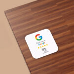 Naklejka NFC Google Opinie 12 × 12 cm – widok pod kątem