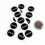 Czarne tagi NFC NTAG215 antymetalowe 25 mm z logo NFC – 10 sztuk